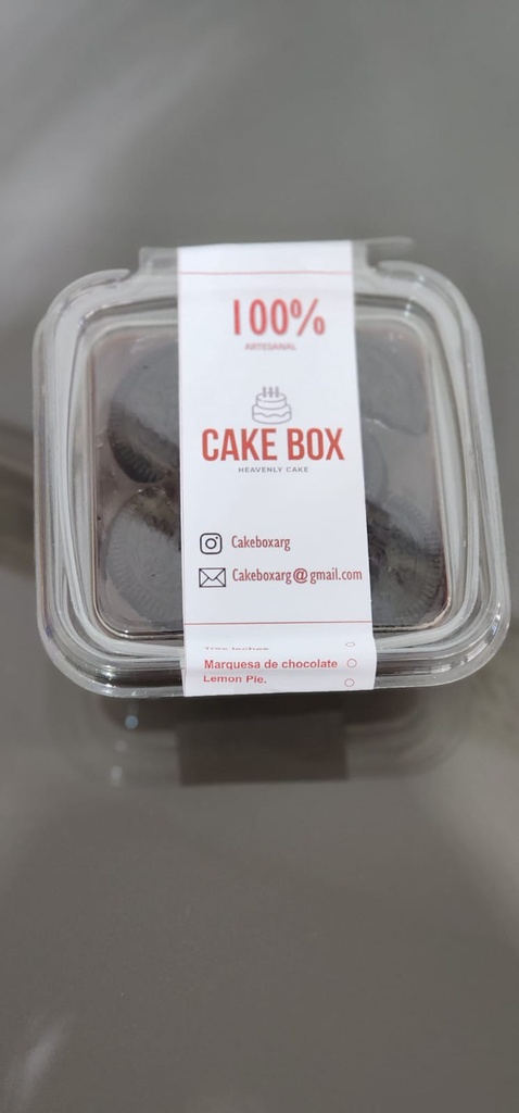 Marquesa de Chocolate Cake Box